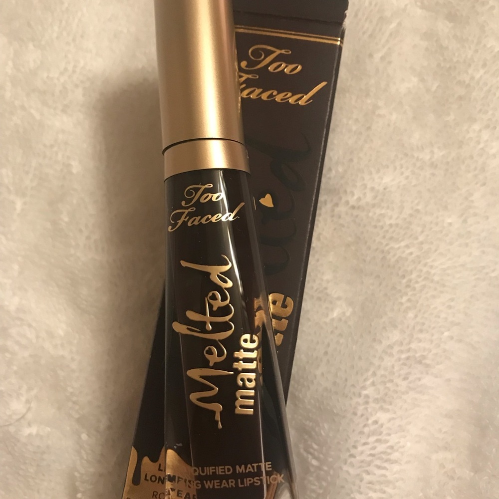 NIB Too Faced Melted Matte Lip Gloss: Evil Twin.